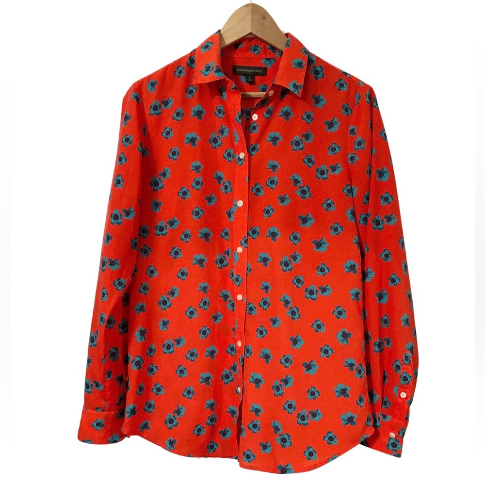 BANANA REPUBLIC Floral Blouse